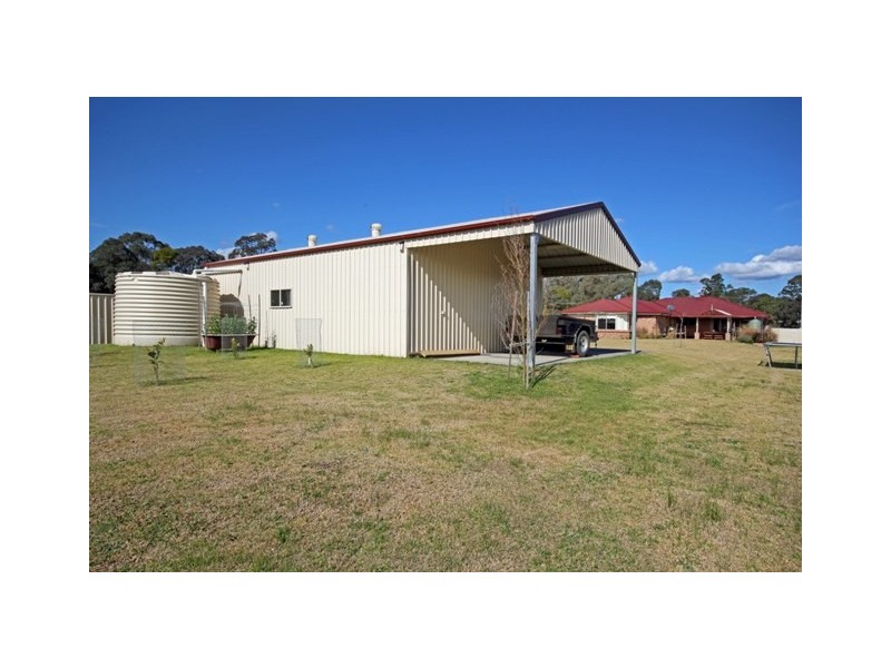 4 Milton Street, Thirlmere NSW 2572