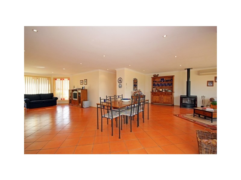 9 Old Racecourse Road, Picton NSW 2571
