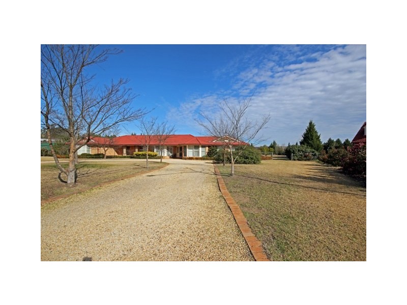 9 Old Racecourse Road, Picton NSW 2571