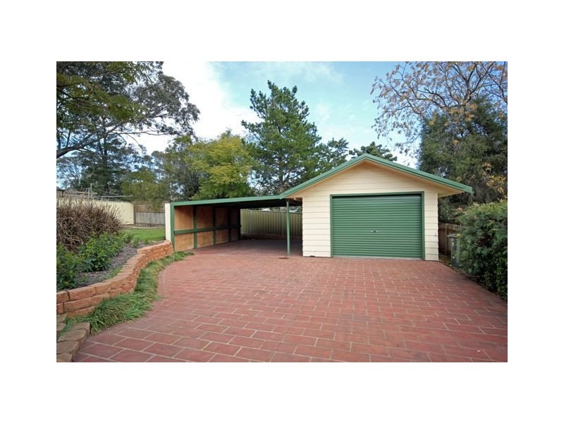 2 Alma Place, Thirlmere NSW 2572