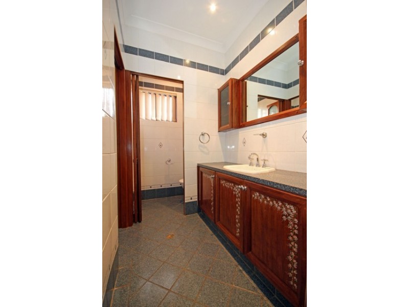 2 Alma Place, Thirlmere NSW 2572