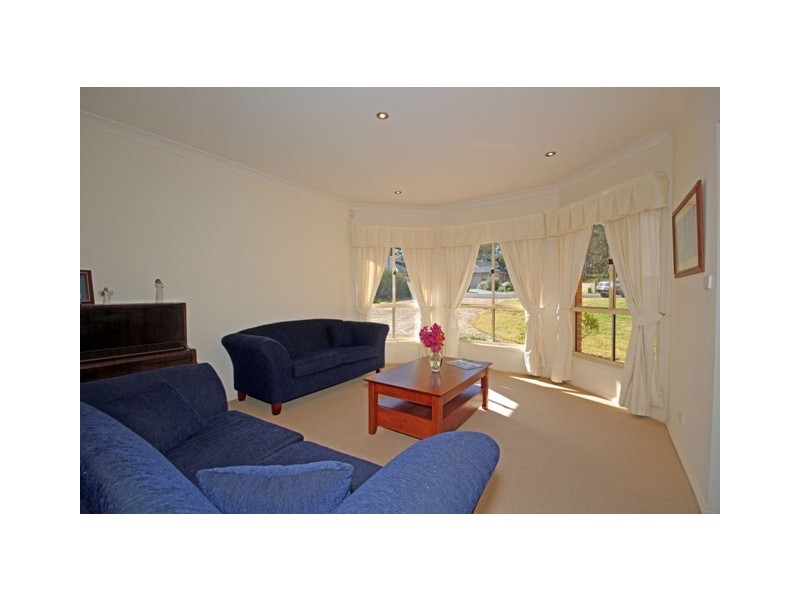 7 Hudson Place, Bargo NSW 2574
