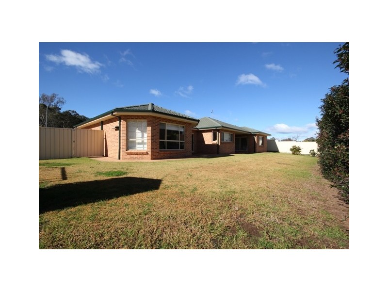 7 Hudson Place, Bargo NSW 2574