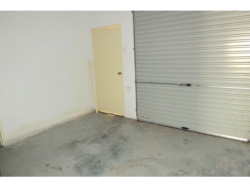 2/143 Remembrance Drive, Tahmoor NSW 2573