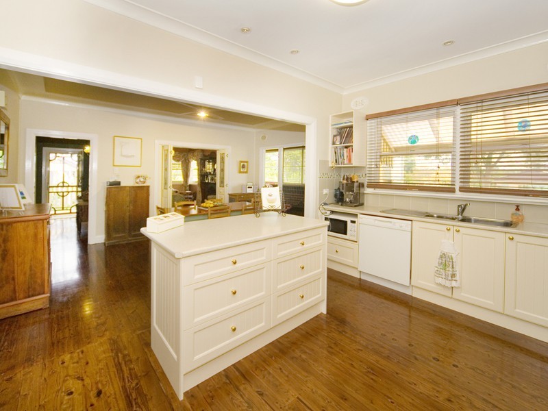 60 Carlton Road, Thirlmere NSW 2572
