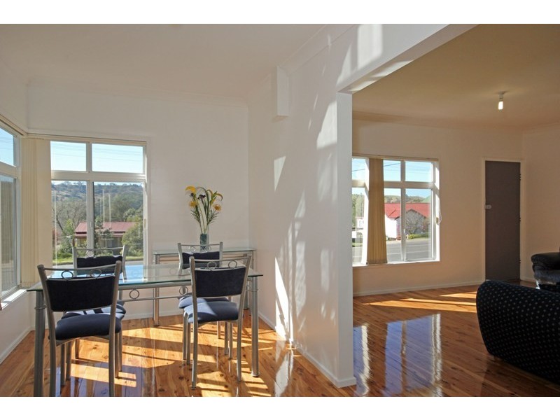 291 Argyle St, Picton NSW 2571