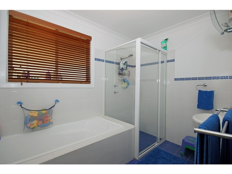 68 Westbourne Avenue, Thirlmere NSW 2572