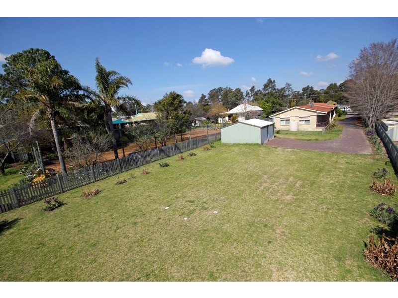 63 Oaks Street, Thirlmere NSW 2572