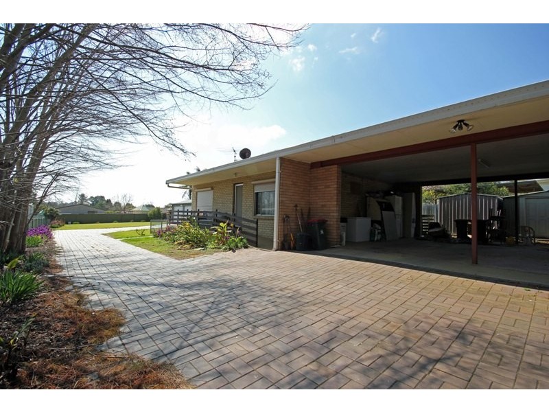 63 Oaks Street, Thirlmere NSW 2572