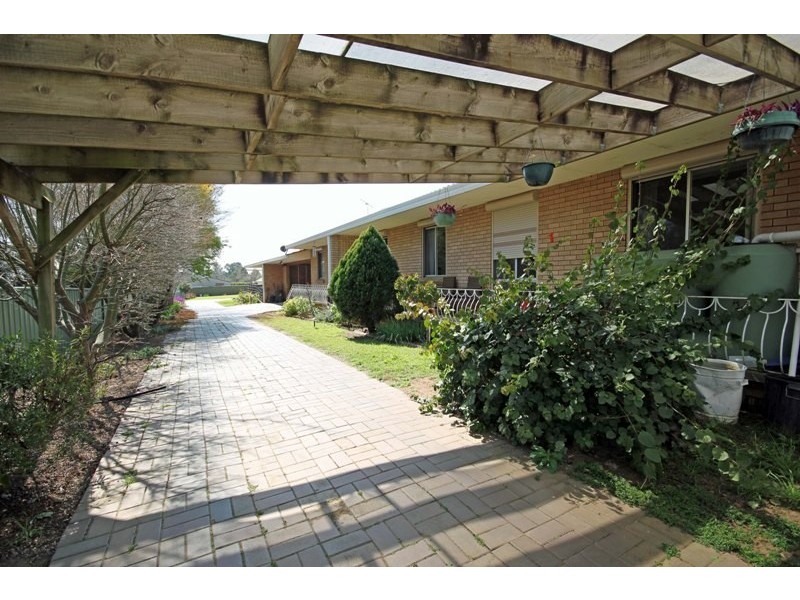 63 Oaks Street, Thirlmere NSW 2572