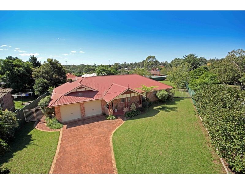 12 Kim Close, Thirlmere NSW 2572