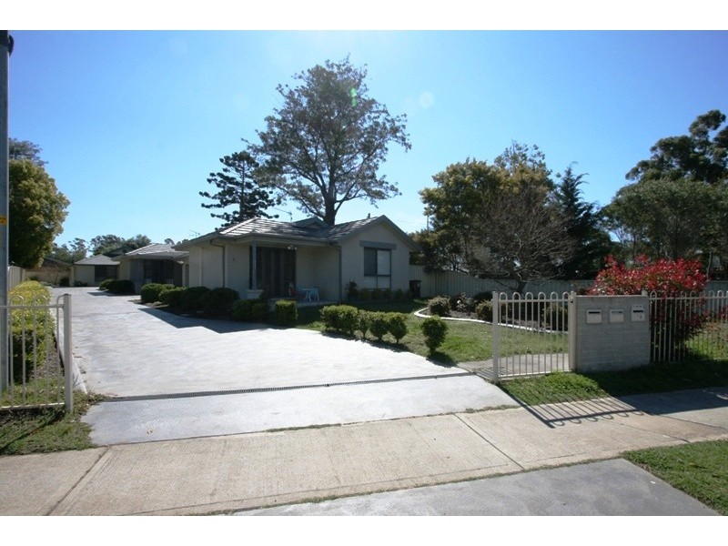 1/1 Barbour Road, Thirlmere NSW 2572
