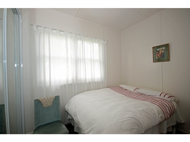 8 Railside Avenue, Bargo NSW 2574