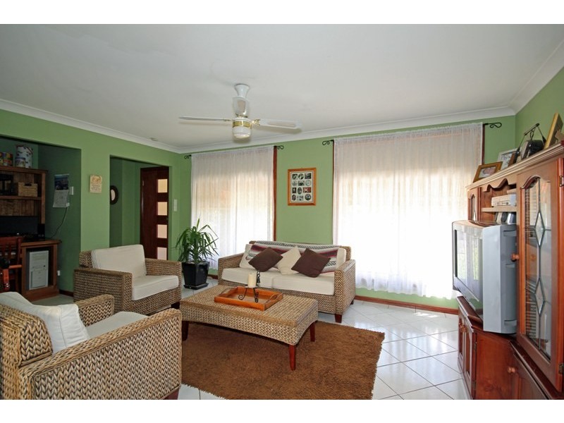10 Wren Place, Thirlmere NSW 2572