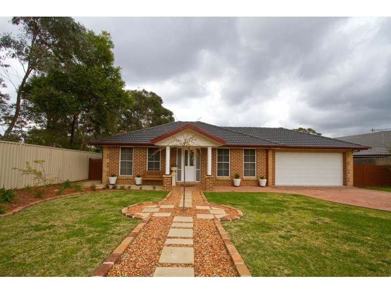 16 Fitzroy Street, Hill Top NSW 2575