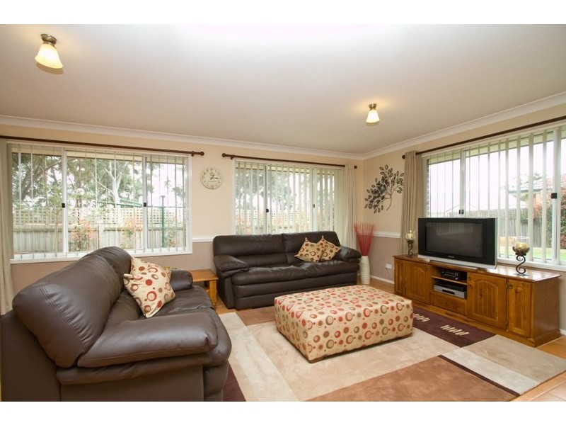 16 Fitzroy Street, Hill Top NSW 2575