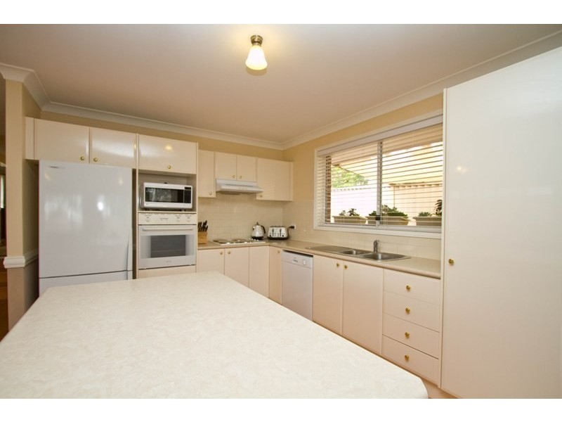 16 Fitzroy Street, Hill Top NSW 2575