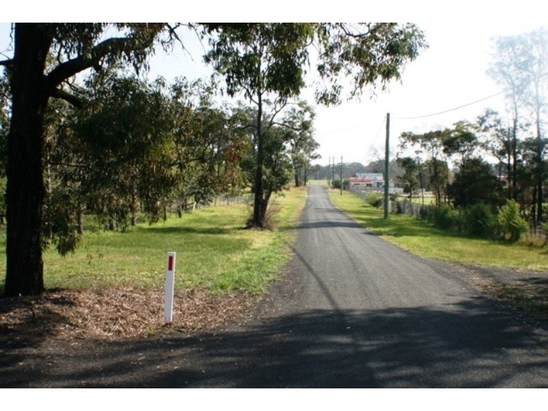 20 Edinburgh Street, Tahmoor NSW 2573