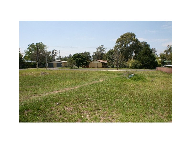 37 Pitt Street, Tahmoor NSW 2573