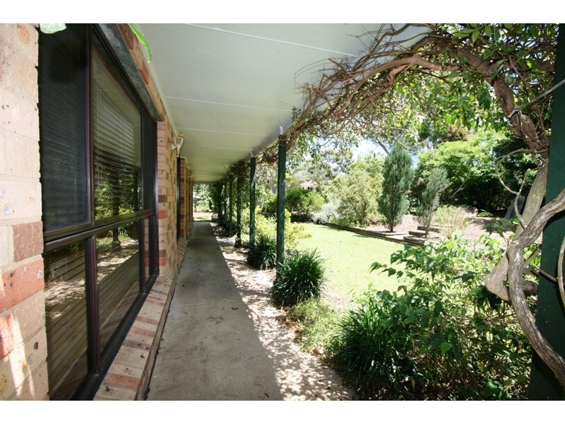 16 Horne Place, Bargo NSW 2574