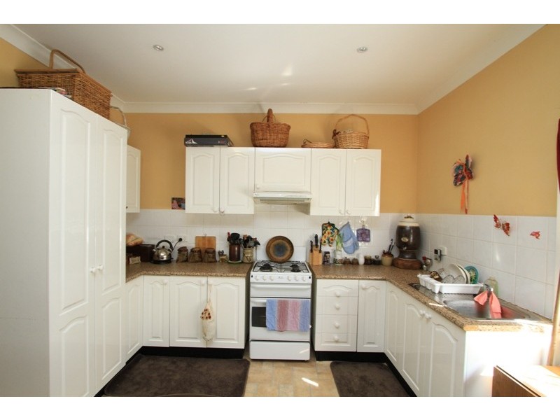 83 York Street, Tahmoor NSW 2573