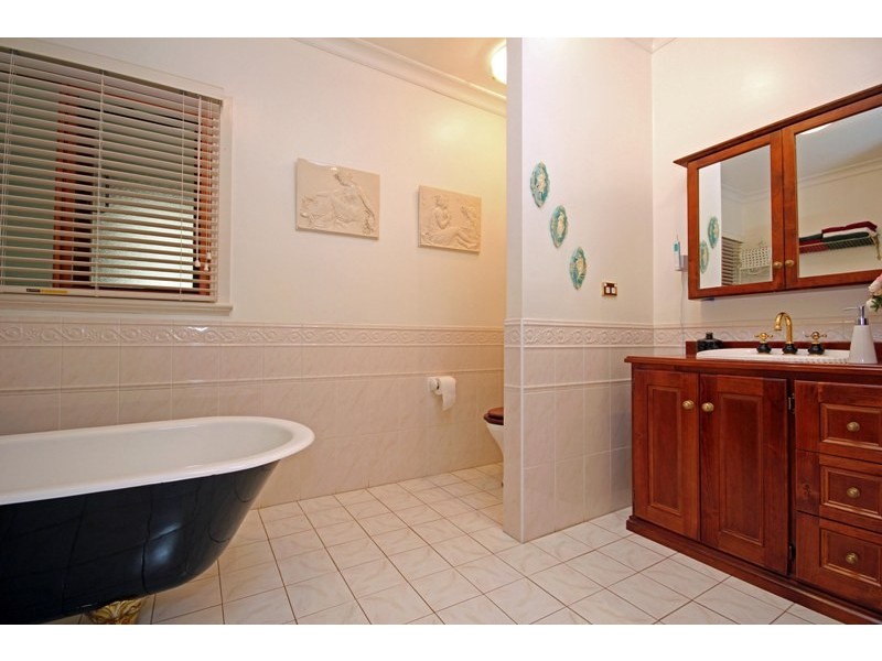 229 Menangle Street, Picton NSW 2571