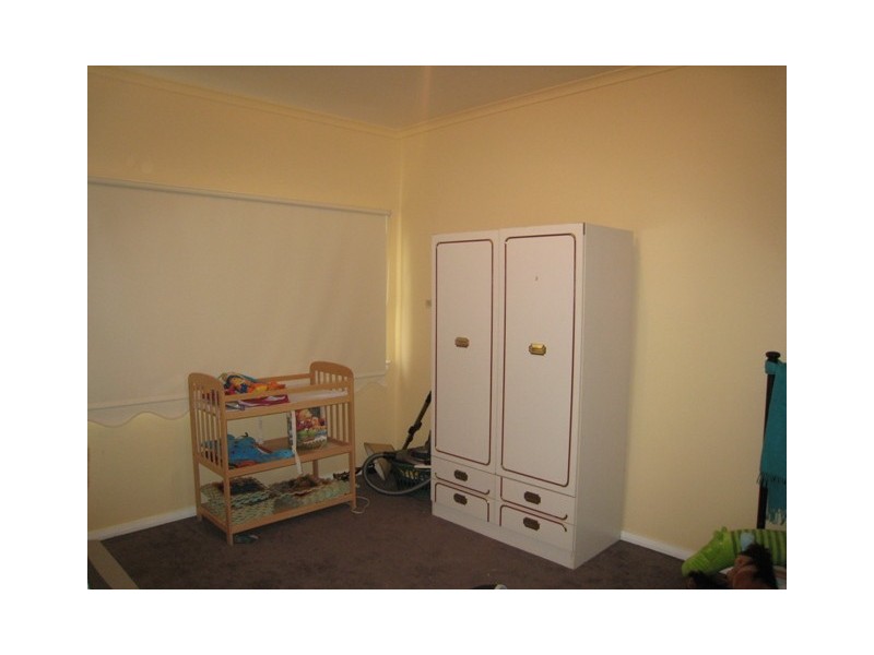 61 Thirlmere Way, Tahmoor NSW 2573