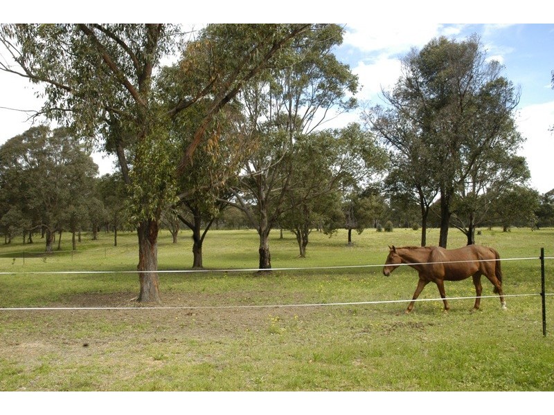 55 Stokes Road, Tahmoor NSW 2573