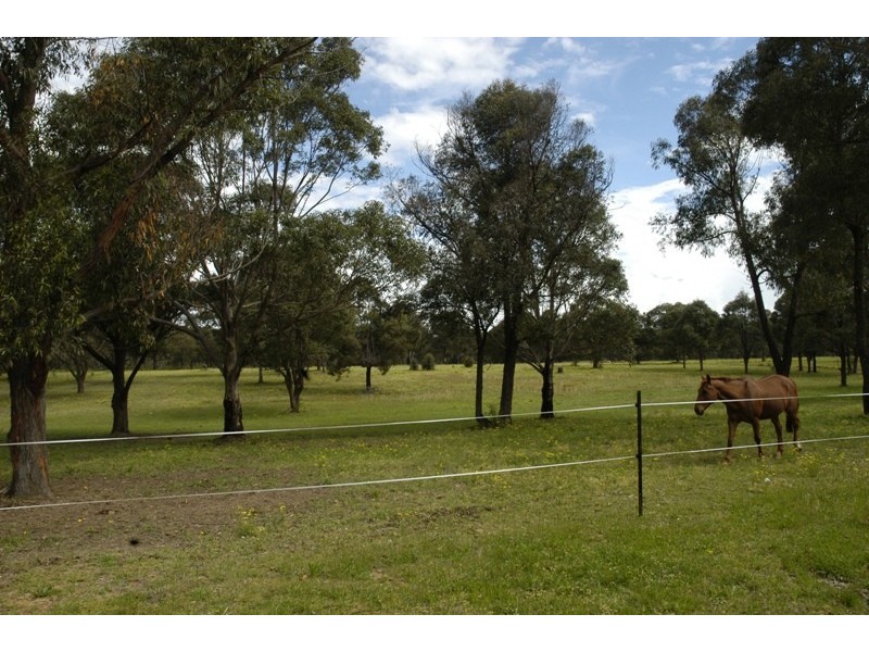 55 Stokes Road, Tahmoor NSW 2573