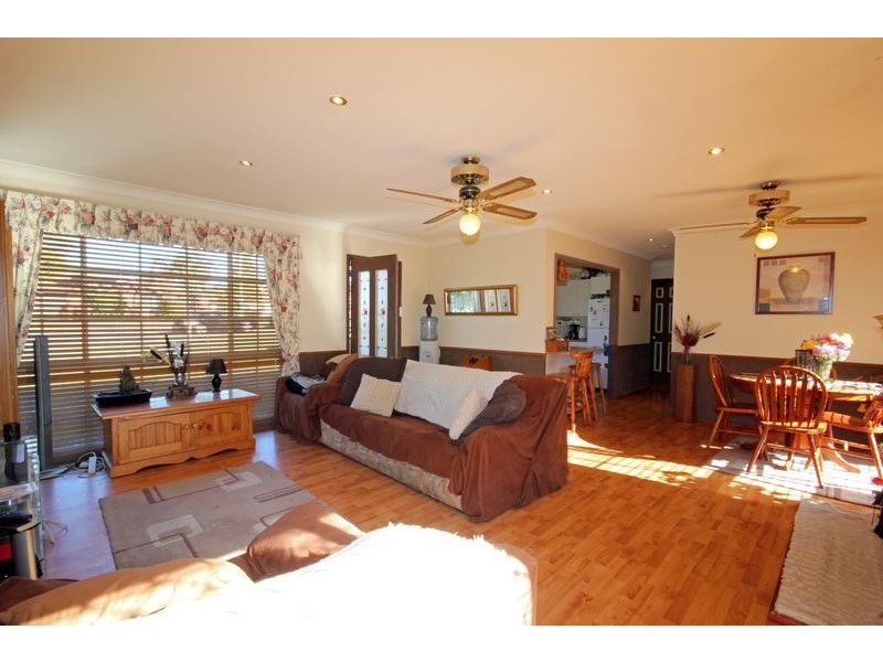 9/11 Park Avenue, Tahmoor NSW 2573