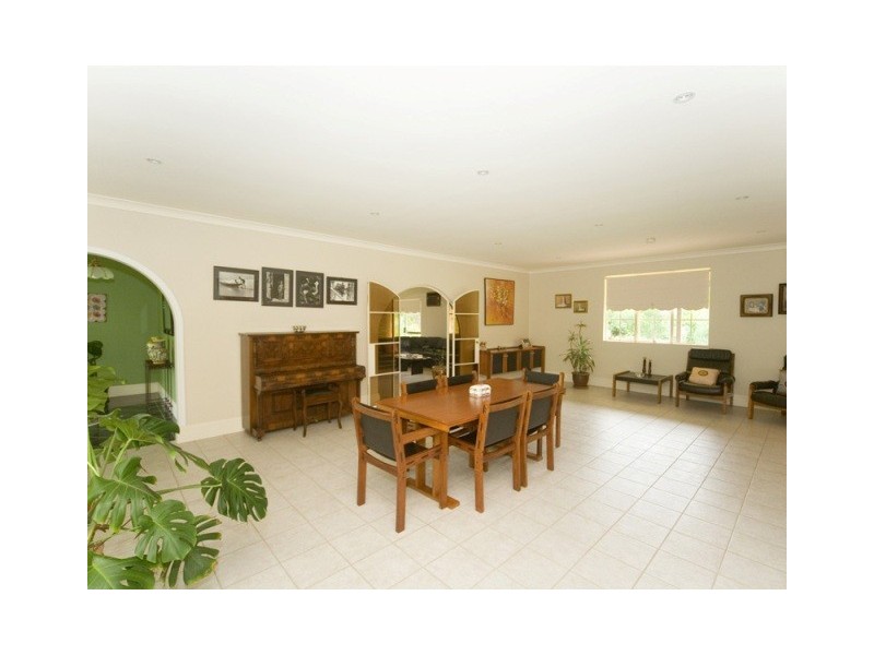 802 Thirlmere Way, Picton NSW 2571