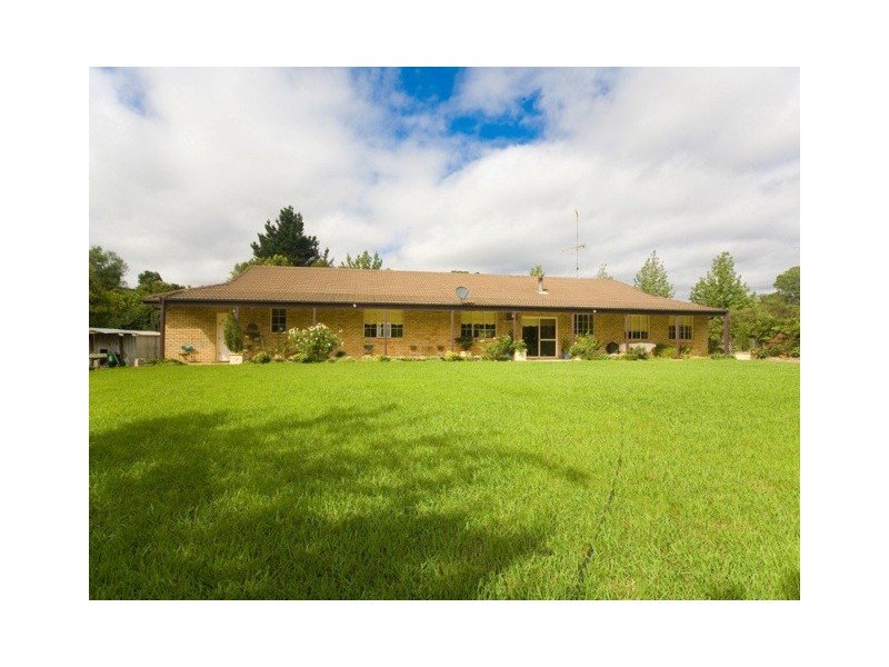 802 Thirlmere Way, Picton NSW 2571