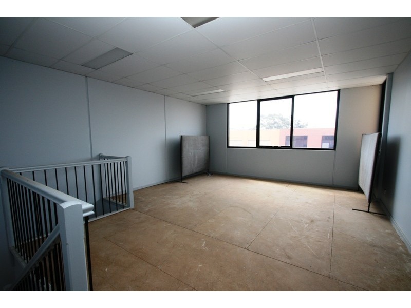 9/15 Henry Street, Picton NSW 2571