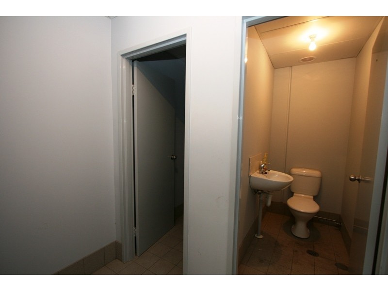 9/15 Henry Street, Picton NSW 2571