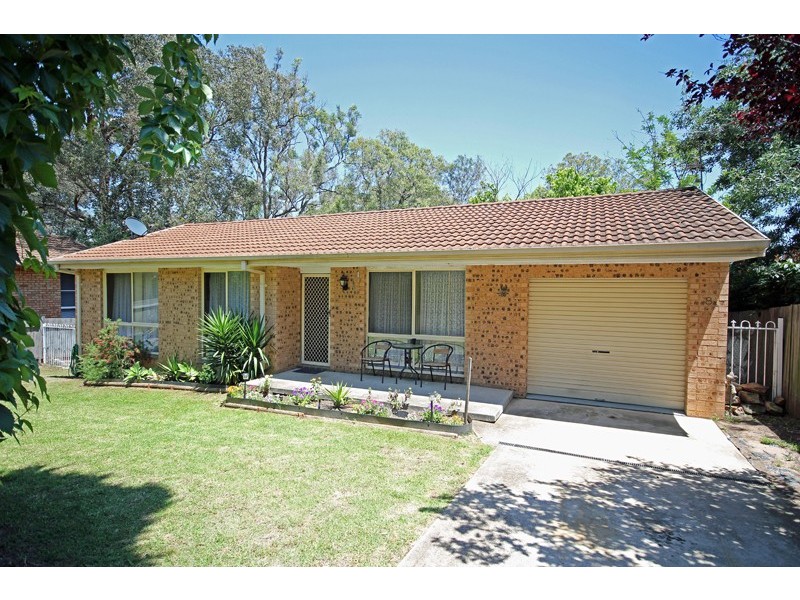8A Haddon Place, Picton NSW 2571