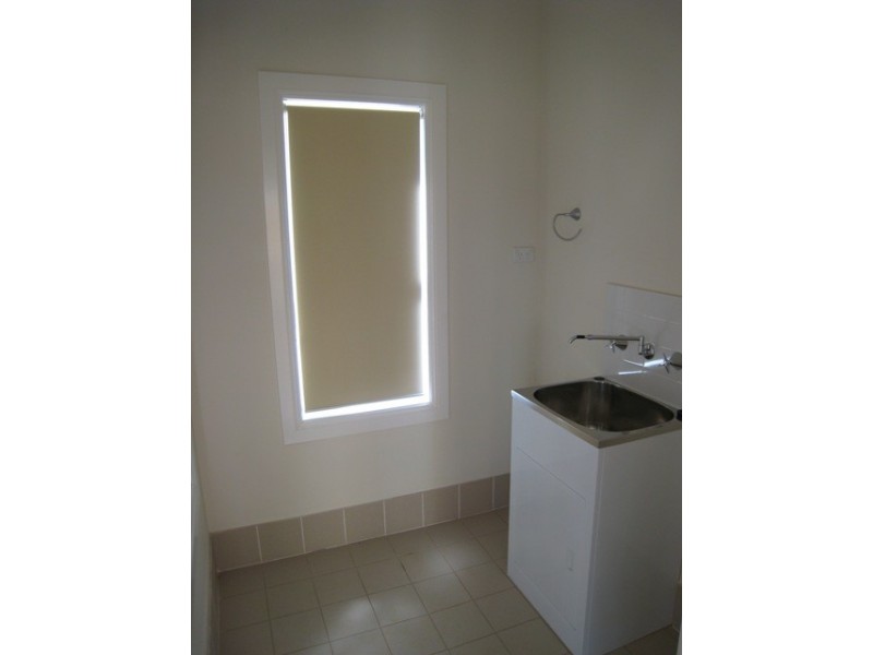 6/253-255 Argyle Street, Picton NSW 2571