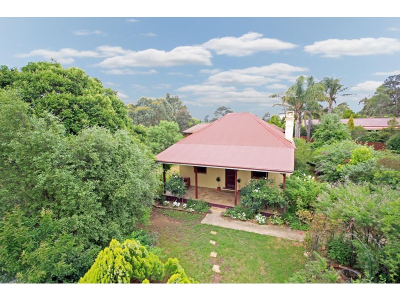 2 Kevin Place, Thirlmere NSW 2572