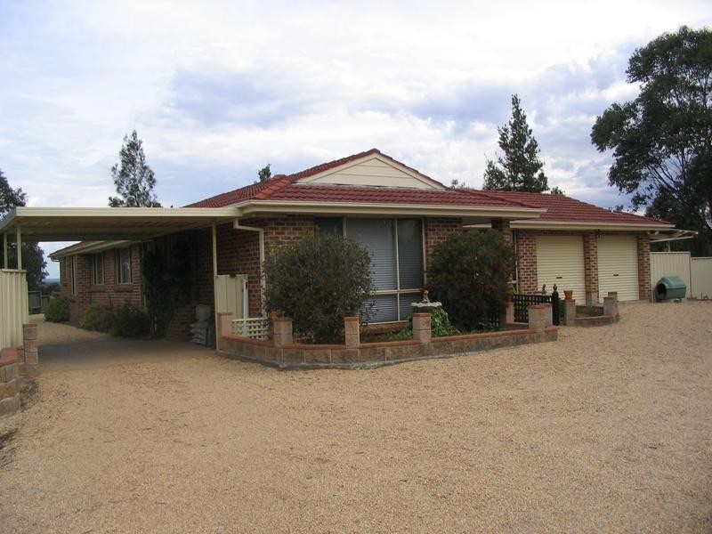 15 Picton Road, Picton NSW 2571