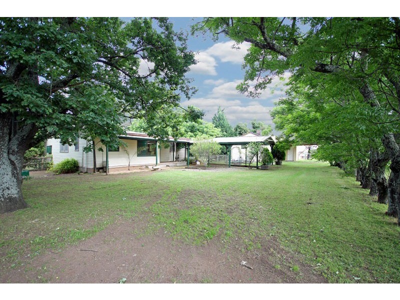 28 Darley Street, Thirlmere NSW 2572