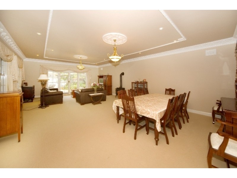 60 Carlton Road, Thirlmere NSW 2572