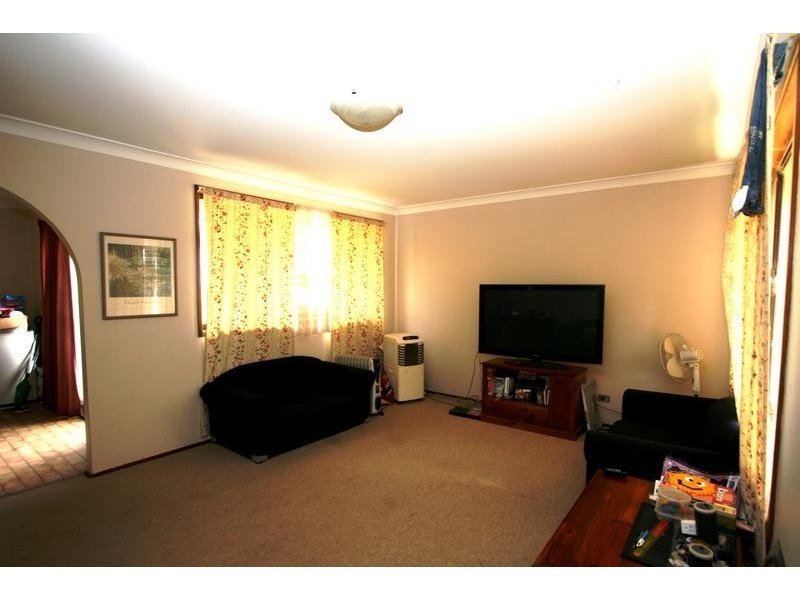 6 Railside Avenue, Bargo NSW 2574