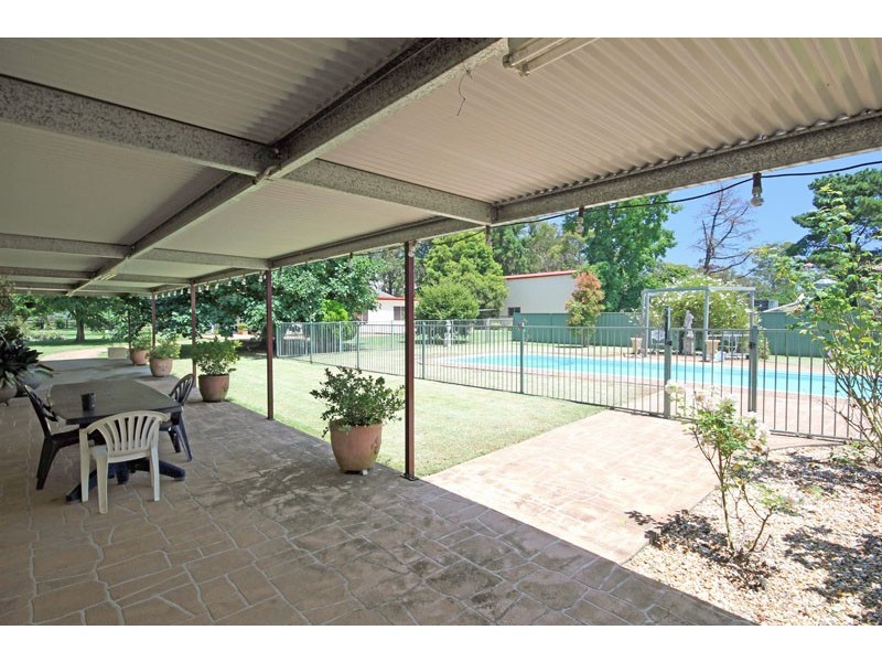 10 Nattai Street, Tahmoor NSW 2573