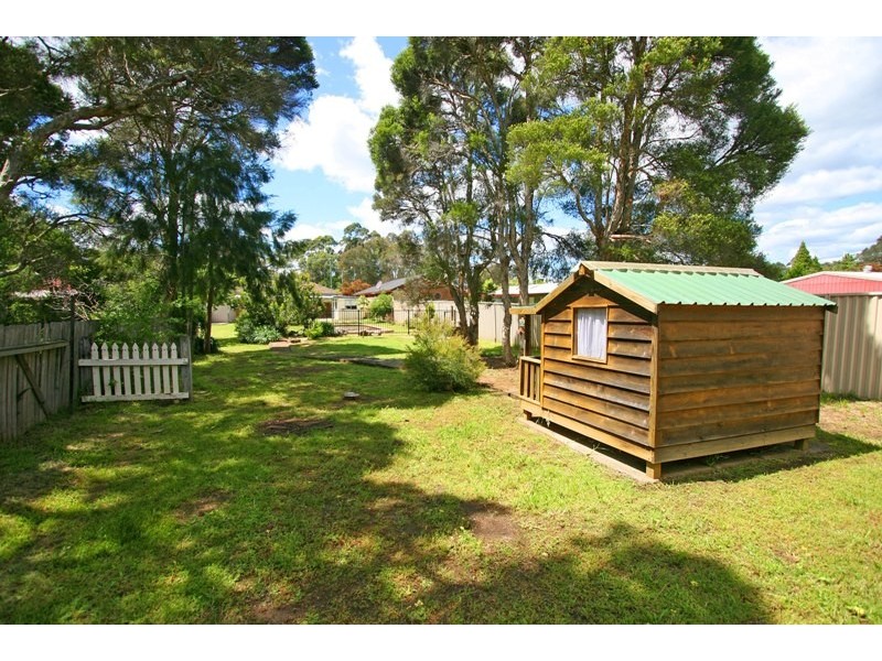 5 Wren Place, Thirlmere NSW 2572