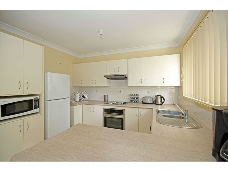 3/9 Colden Street, Picton NSW 2571