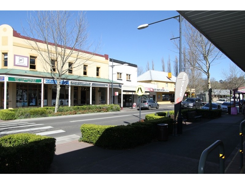 2/149 Argyle Street, Picton NSW 2571