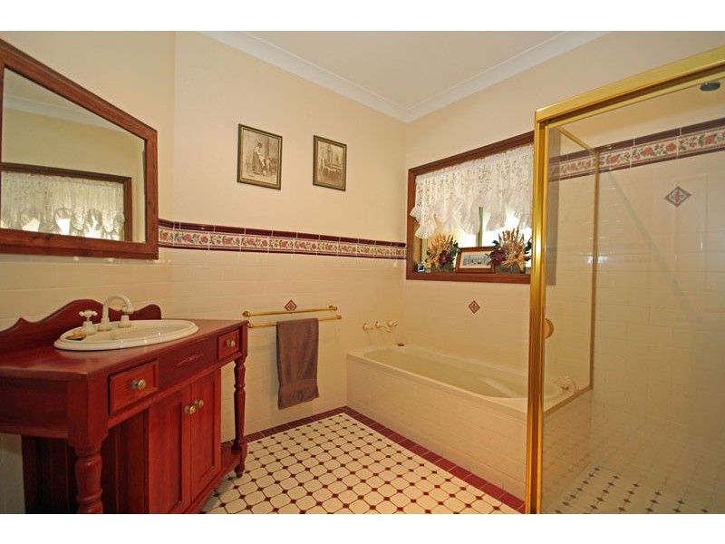 301 Argyle Street, Picton NSW 2571