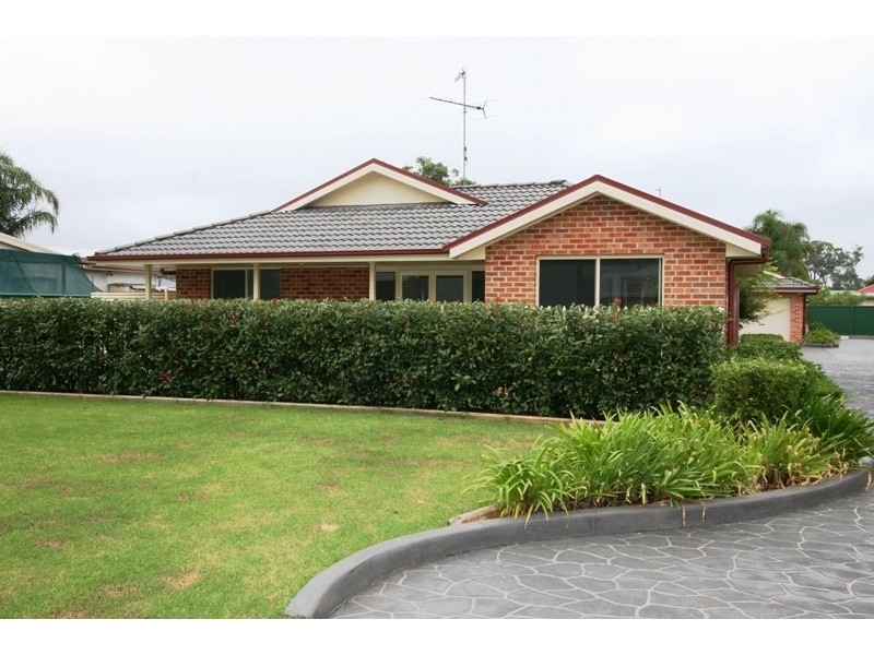 2/18 Patterson Street, Tahmoor NSW 2573