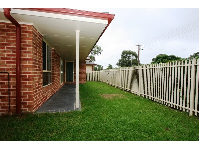 2/18 Patterson Street, Tahmoor NSW 2573