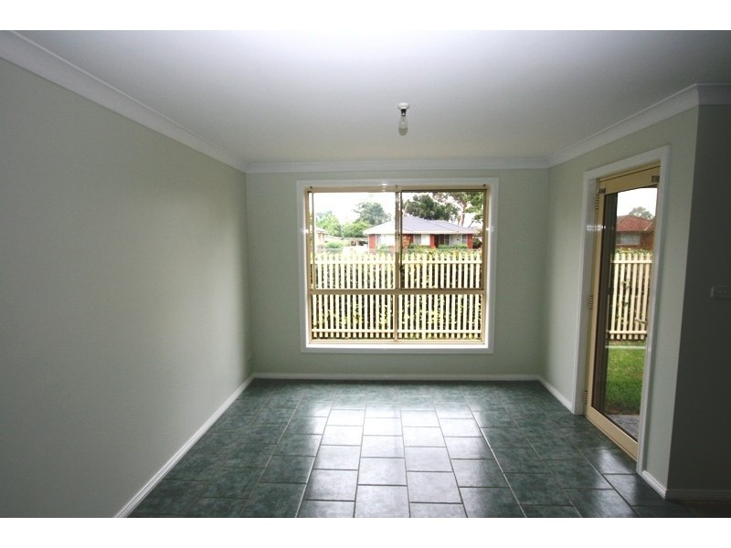 2/18 Patterson Street, Tahmoor NSW 2573