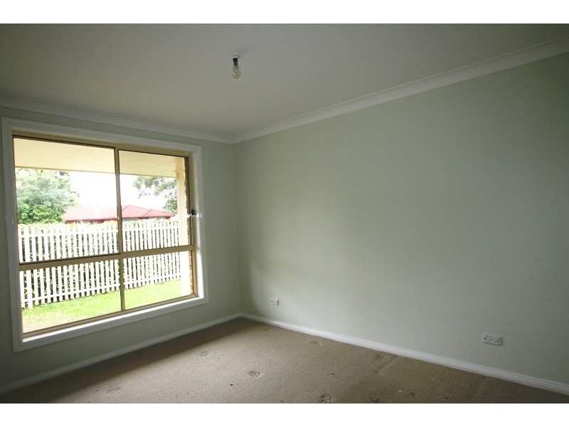 2/18 Patterson Street, Tahmoor NSW 2573